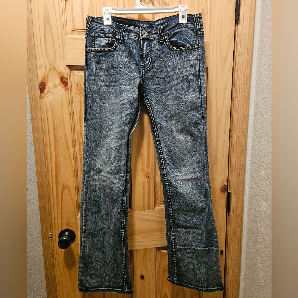 Cowgirl Tuff Rocker Extreme Jean's  30x35